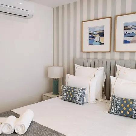 Holidays Centro Apartment *